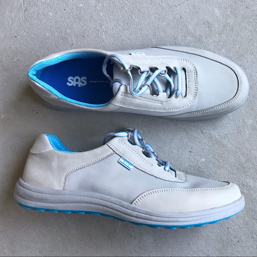 SAS women’s Walking Sneaker